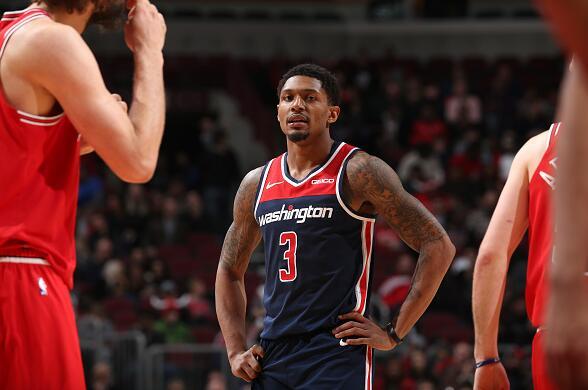 他们还在探 他们还在探