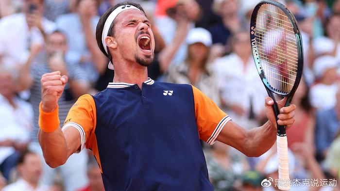 这个任意球 这个任意球